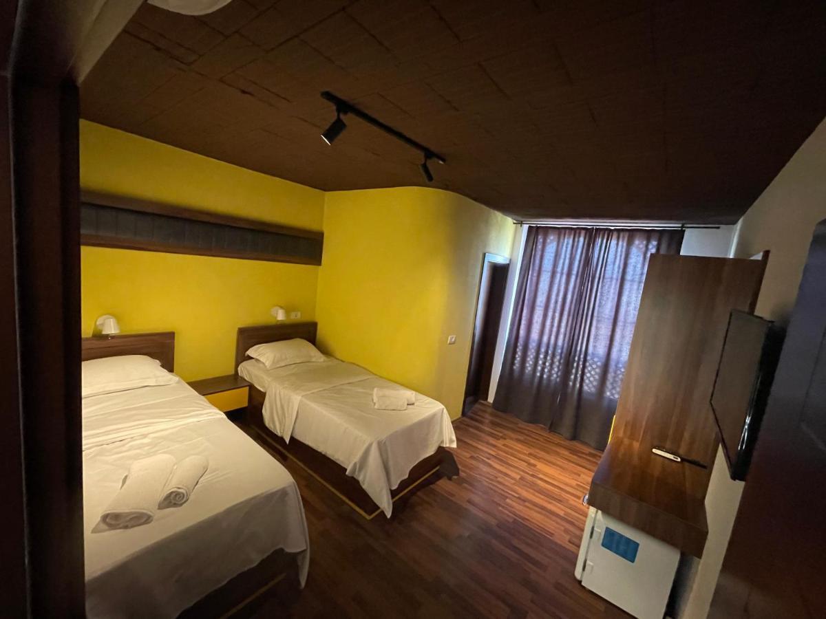 Hotel Hiserra بريزرن المظهر الخارجي الصورة
