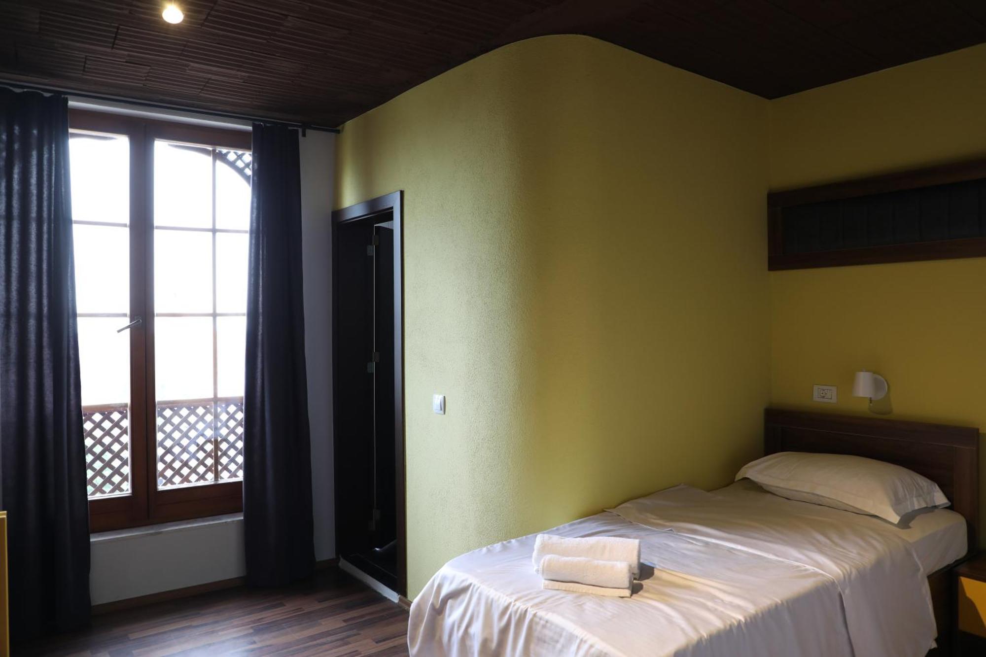 Hotel Hiserra بريزرن المظهر الخارجي الصورة